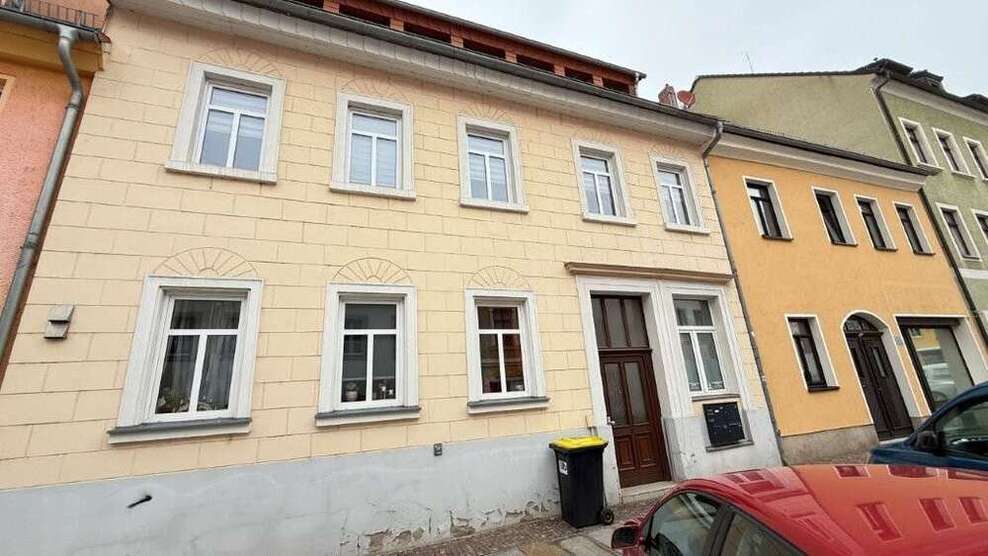Haus zum Kaufen in Döbeln 220.000 € 310 m²