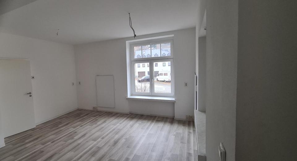 Etagenwohnung Lößnitz - 2 Zimmer, 61 m&sup2;, 460&euro; | Angebot:25087175