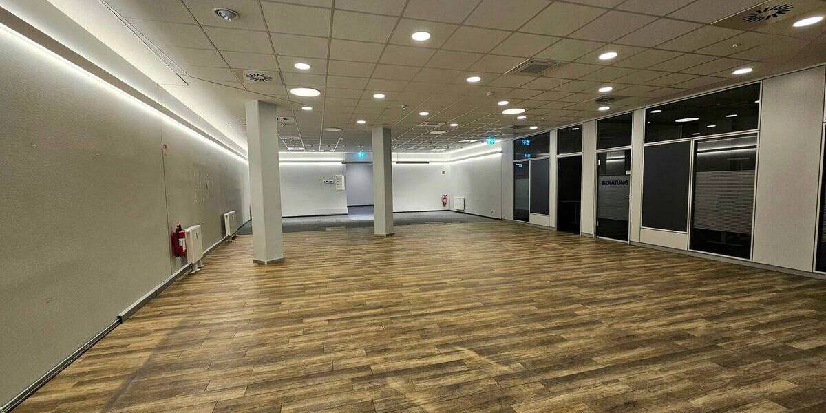 Gewerbeobjekt Chemnitz Sonnenberg - 6 Zimmer, 3.000&euro; | Angebot:26257347