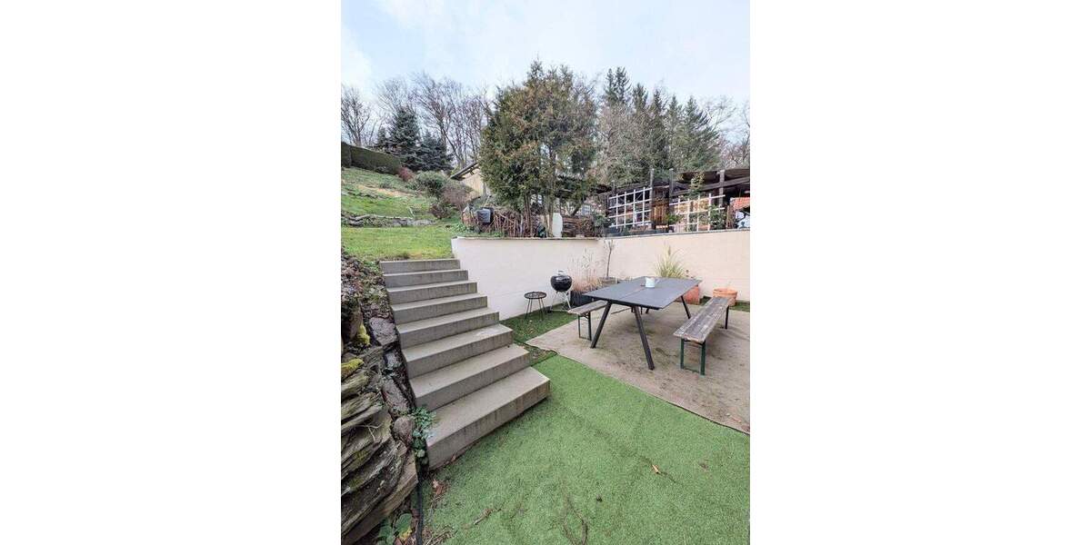 Exklusive Familienoase in naturnaher Lage - neuwertiges Wohnen auf höchstem Niveau 7 zimmer