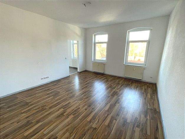 Etagenwohnung Chemnitz Schönau - 3 Zimmer, 69 m&sup2;, 420&euro; | Angebot:25050470