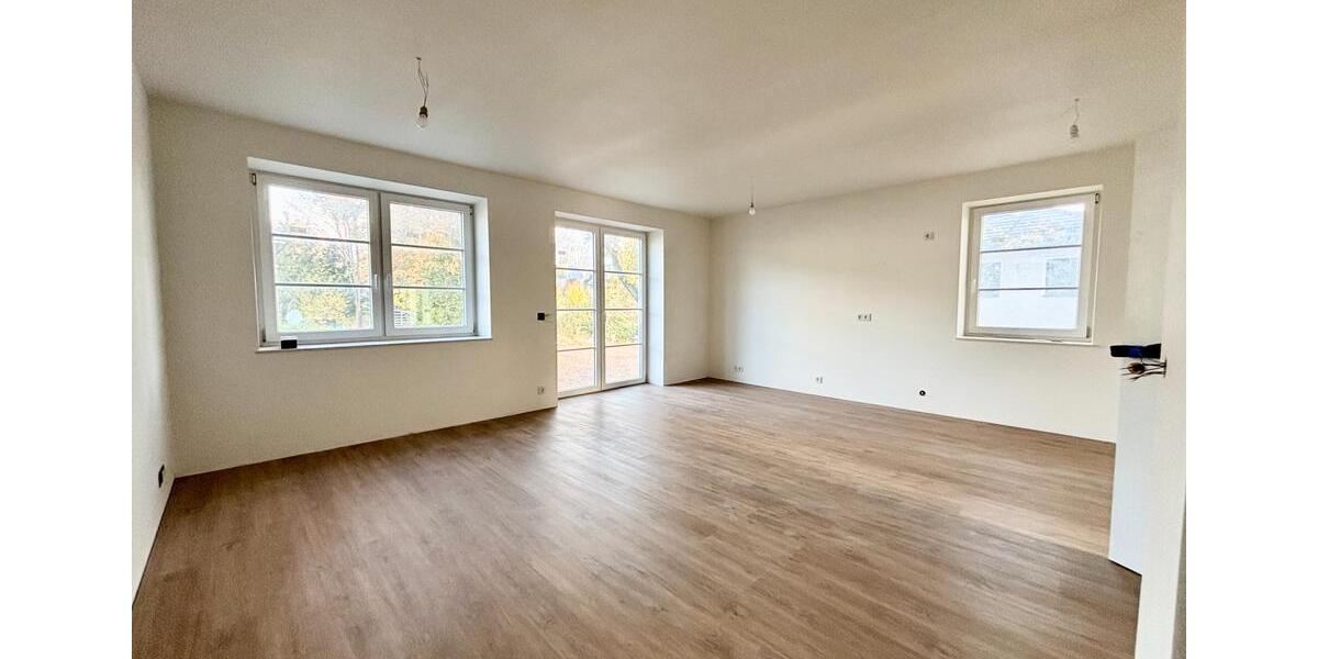 Borna * ERSTBEZUG * Moderne 3 Zimmer * 01.12.2025 zimmer