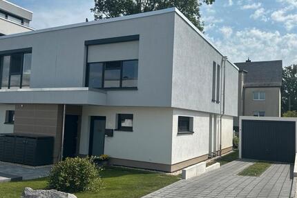 Modernes Doppelhaus zur Miete in Mülsen OT Thurm – 124 m² 4 zimmer