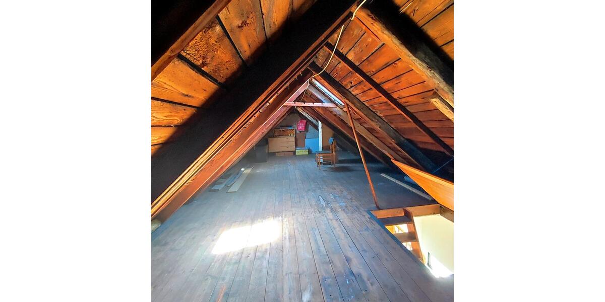 Reihenhaus Hartha - 9 Zimmer, 140 m&sup2;, 99.000&euro; | Angebot:26858167