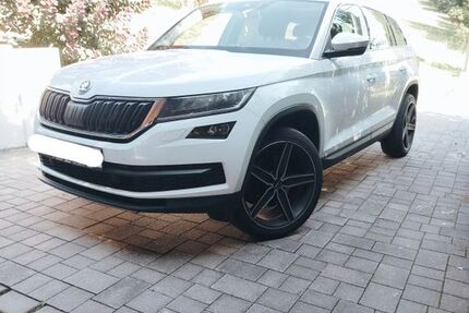 Skoda Kodiaq 175.600 km 21.800 &euro; Oederan 09569