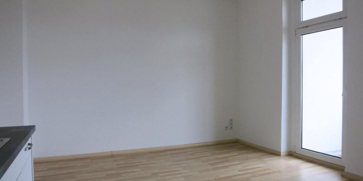 VOLL IM TREND - Wohnung mit Einbauküche und Balkon jetzt KAUFEN anstatt mieten!!! - Etagenwohnung Chemnitz Sonnenberg | Angebot:22181790