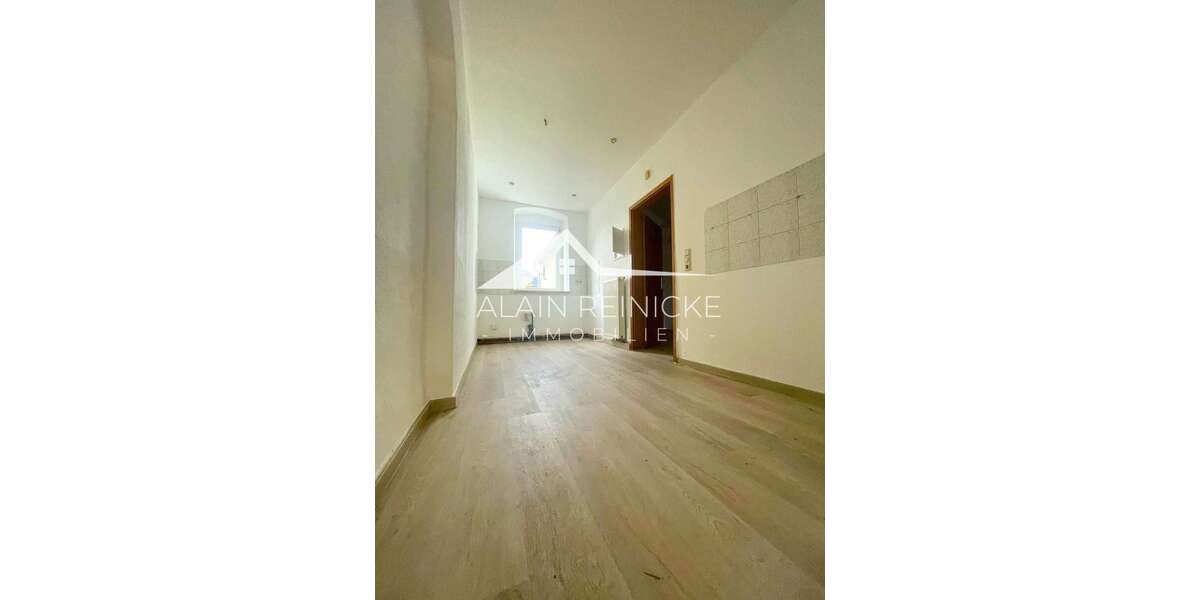 Bauernhaus mit 3 Wohnungen mit xxl-Grundstück - Mehrfamilienhaus, Wohnhaus Großschirma | Angebot:24119436