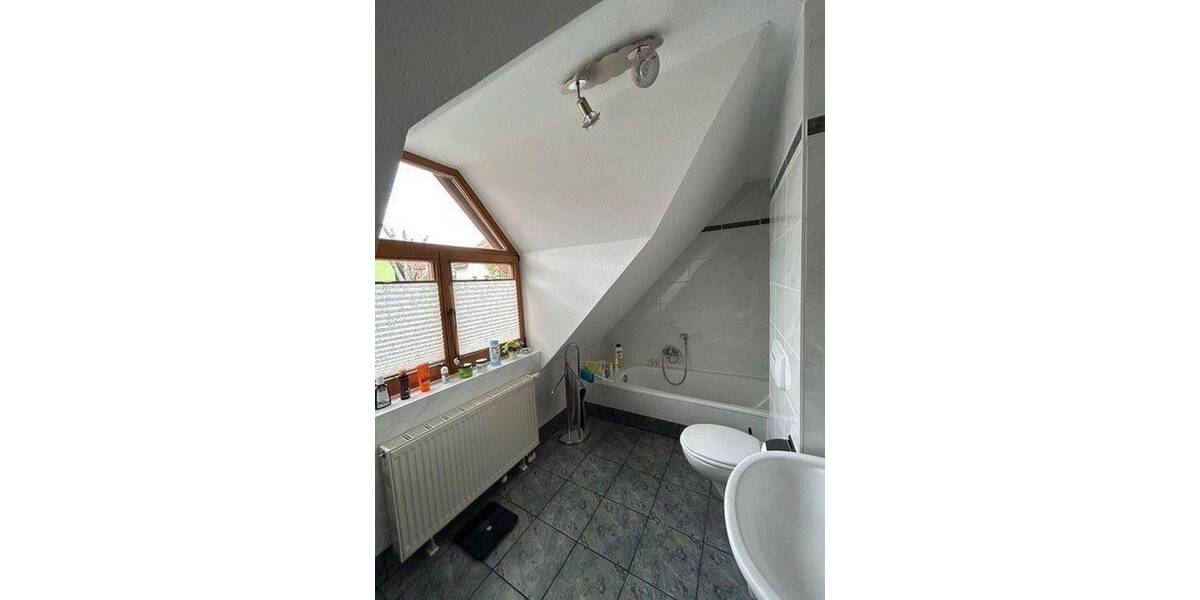 Doppelhaushälfte Chemnitz Einsiedel - 4 Zimmer, 104 m&sup2;, 375.000&euro; | Angebot:26919406