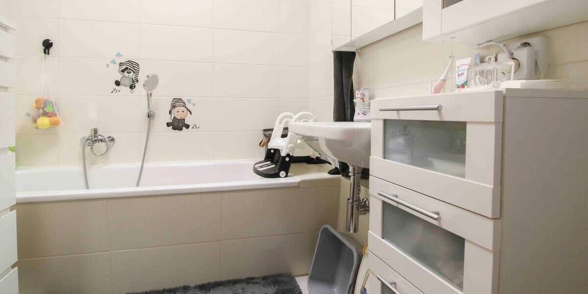 Etagenwohnung Chemnitz Hutholz - 3 Zimmer, 76 m&sup2;, 125.000&euro; | Angebot:26790404