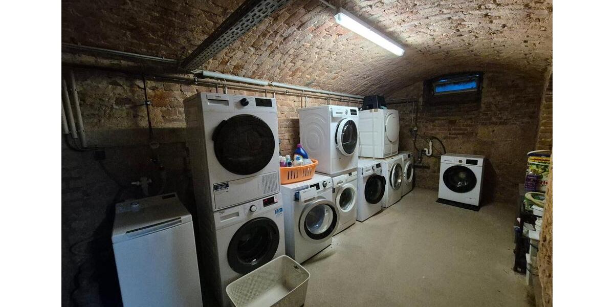 Modernisierte Wohnung + Stellplatz in Chemnitz 14% TOPMietrendite 2 zimmer