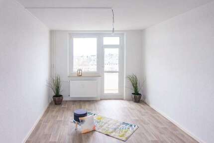 Wohnung Chemnitz Adelsberg - 3 Zimmer, 71 m&sup2;, 385&euro; | Angebot:26812979