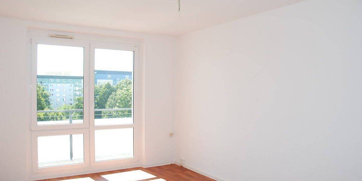 Etagenwohnung Chemnitz Zentrum - 3 Zimmer, 74 m&sup2;, 449&euro; | Angebot:26361231