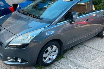 Peugeot 5008 211.750 km 3.000 &euro; Chemnitz 09116