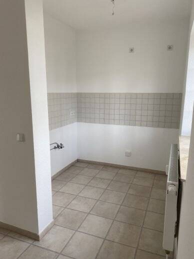 Etagenwohnung Chemnitz Lutherviertel - 2 Zimmer, 49 m&sup2;, 295&euro; | Angebot:25696240