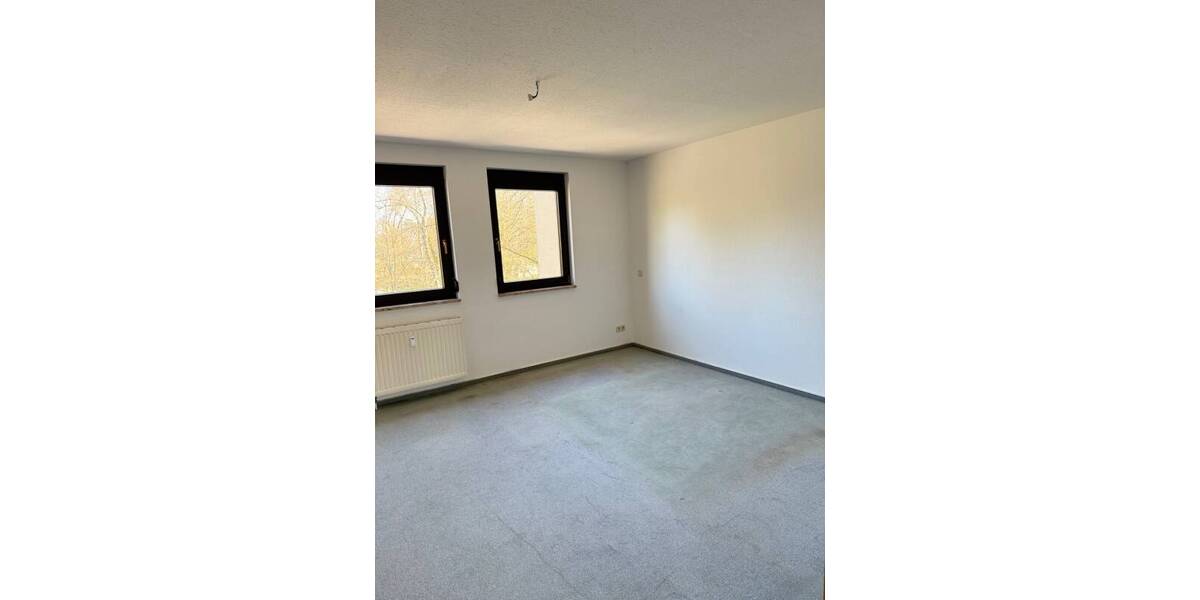 Etagenwohnung Mittweida - 3 Zimmer, 82 m&sup2;, 119.000&euro; | Angebot:26188662