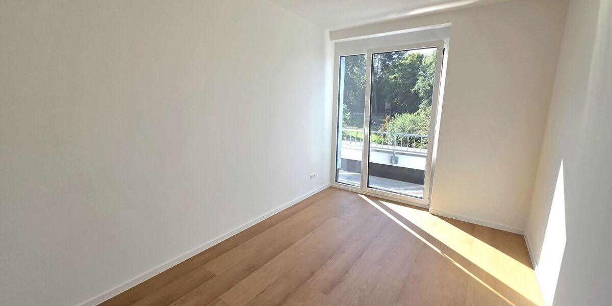 Erstbezug! Moderne 3-Zimmer-Penthousewohnung mit Garage! - Einfamilienhaus Hartmannsdorf | Angebot:27269510