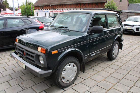Lada Niva 16.450 km 9.950 &euro; Chemnitz 09114