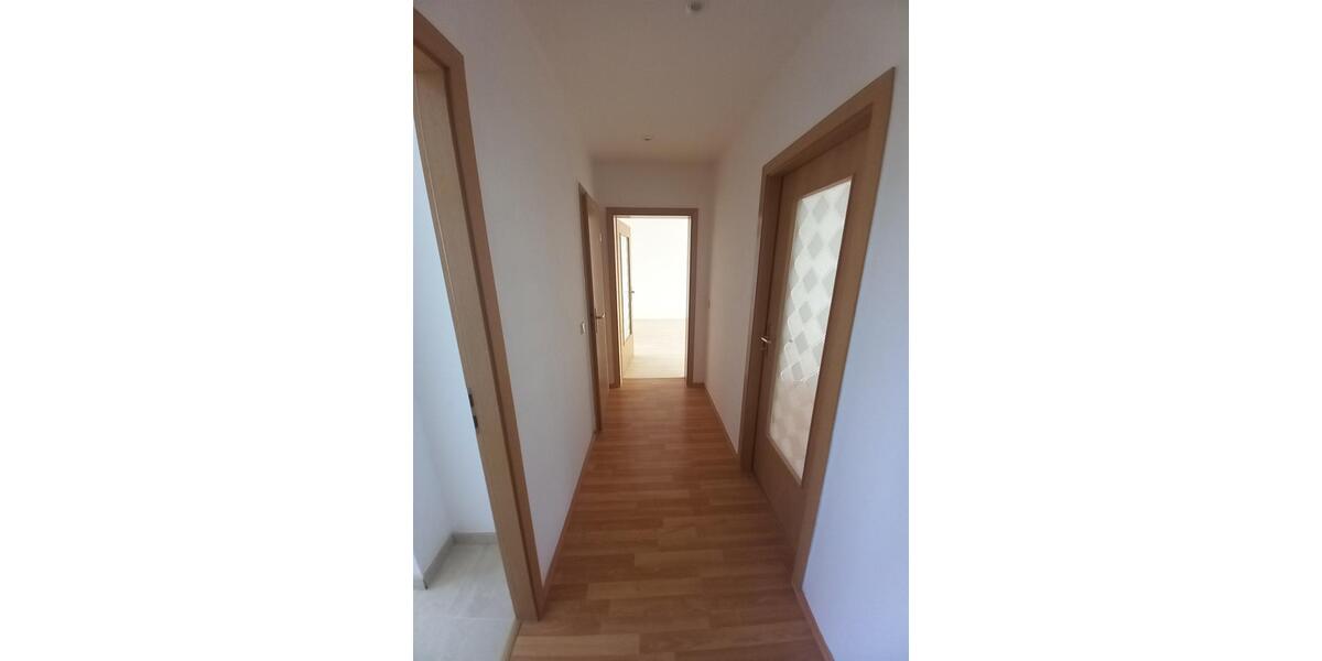 Kleine 3-Raum-Wohnung mit Balkon 3 zimmer