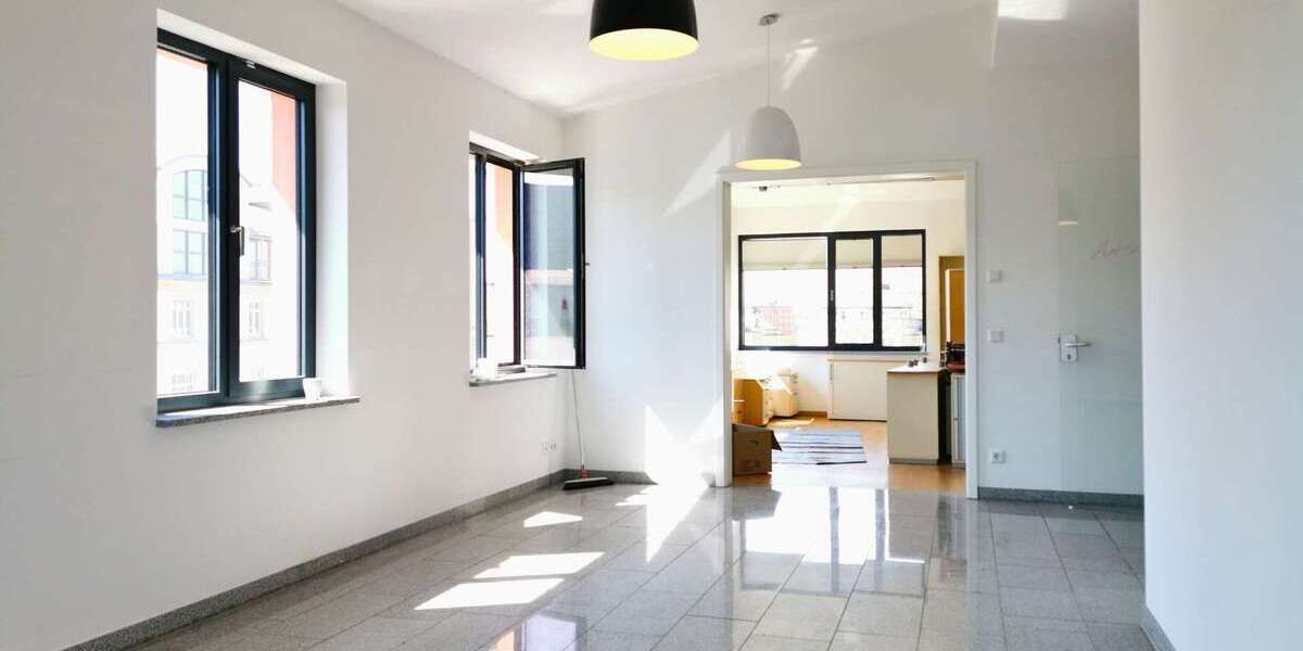 Penthousewohnung mit großer Dachterrasse am Opernplatz 4 zimmer