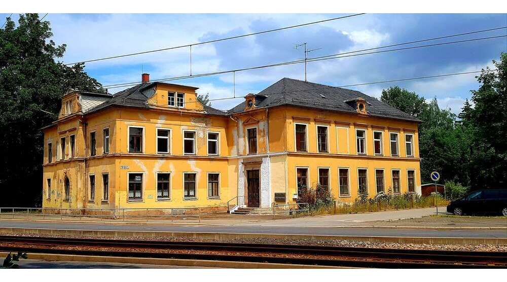 Haus zum Kaufen in Chemnitz 495.000 € 970 m²