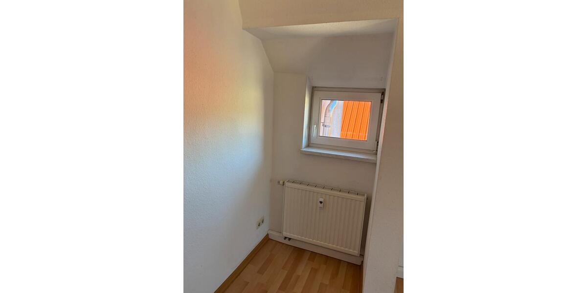 Dachgeschoßwohnung Chemnitz Wittgensdorf - 2 Zimmer, 49 m&sup2;, 330&euro; | Angebot:26671094