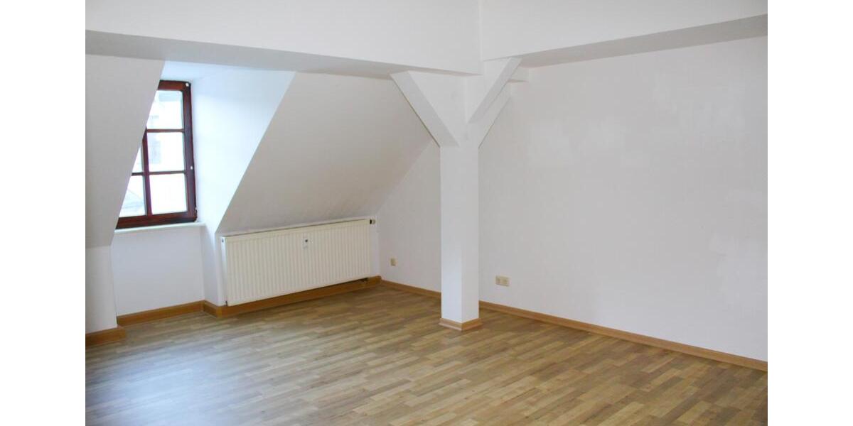 2-Raum-Wohnung im Herzen von Zschopau mit EBK und teilmöbliert 2 zimmer