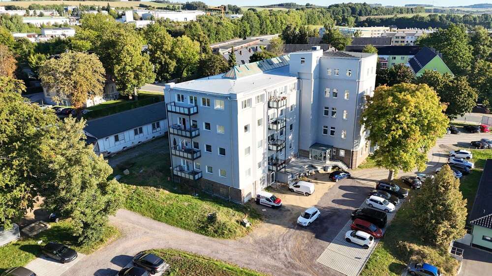 Wohnung zum Kaufen in Zwönitz 216.720 € 98.8 m² 4 zimmer