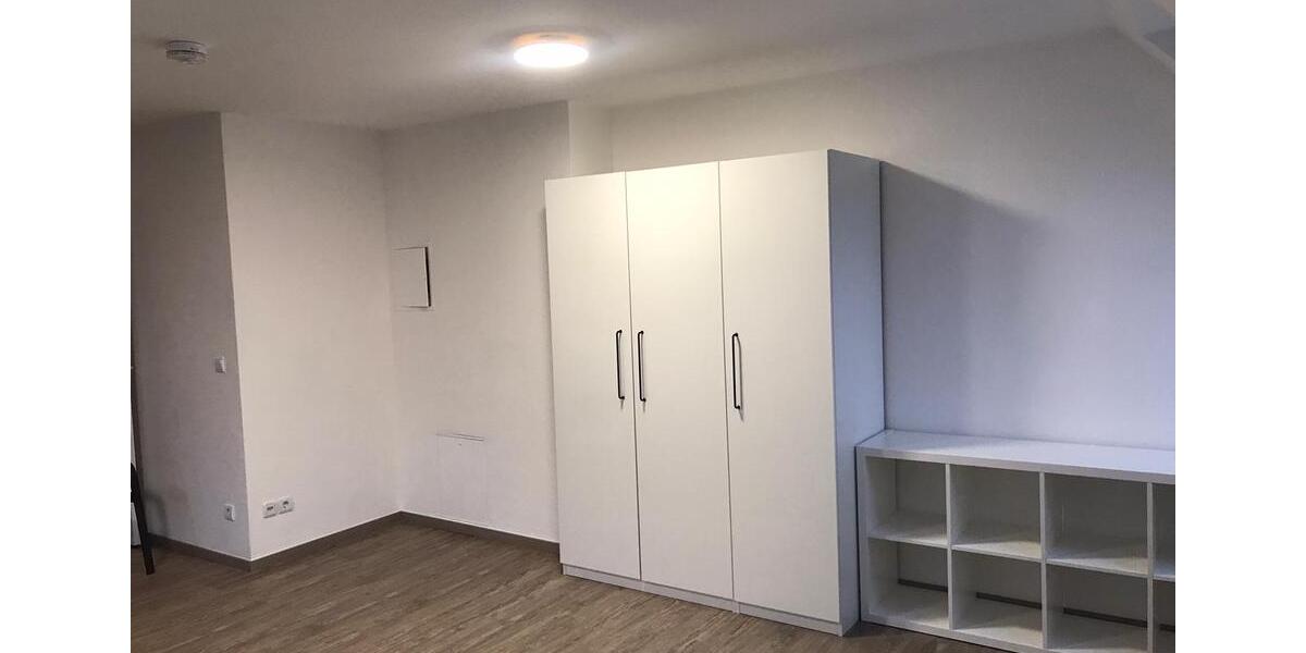 Dachgeschoßwohnung Chemnitz Ebersdorf - 1 Zimmer, 37 m&sup2;, 440&euro; | Angebot:26564177