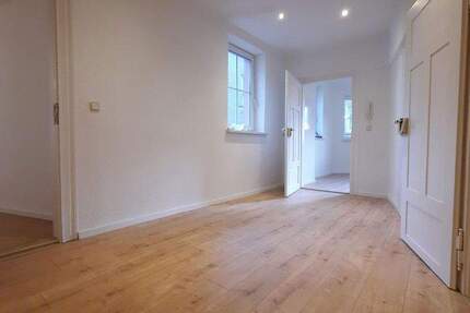 Haus Sachsen - Limbach-Oberfrohna Limbach-Oberfrohna - 3 Zimmer, 77 m&sup2;, 480&euro; | Angebot:25319589