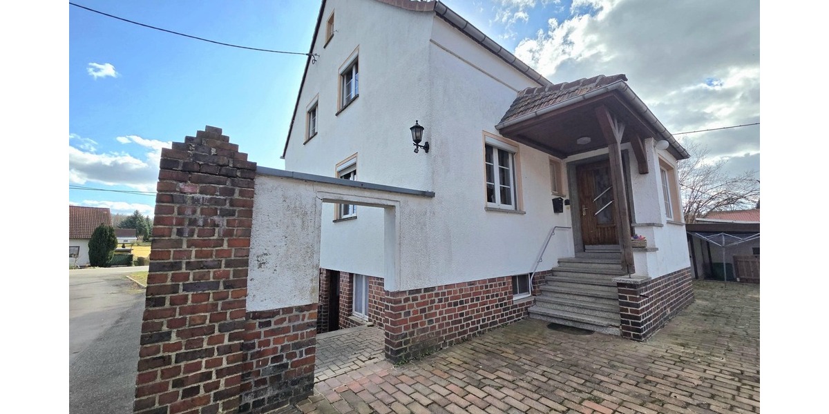 Großzügiges Einfamilienhaus mit Terrasse, Garten und viel Potenzial in Langenleuba-Oberhain! - Einfamilienhaus Penig | Angebot:26976136