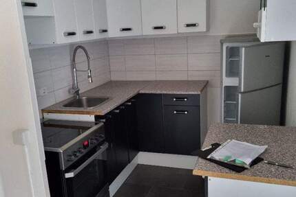 Kleine 3 Raumwohnung mit Eibauküche zum Wohlfühlen 3 zimmer