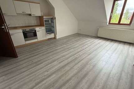 Wohnung Chemnitz Sonnenberg - 1 Zimmer, 28 m&sup2;, 170&euro; | Angebot:27098882
