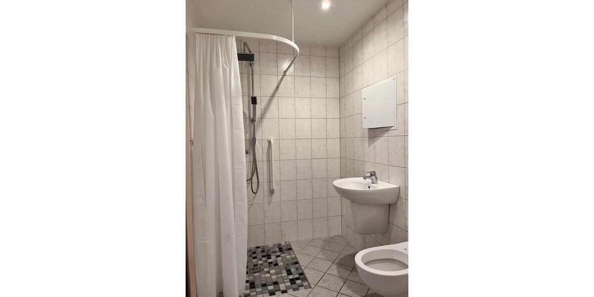 Etagenwohnung Chemnitz Klaffenbach - 2 Zimmer, 65 m&sup2;, 377&euro; | Angebot:24741037