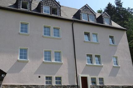 2 Raumwohnung in ruhiger, grüner Lage im Dachgeschoss 2 zimmer