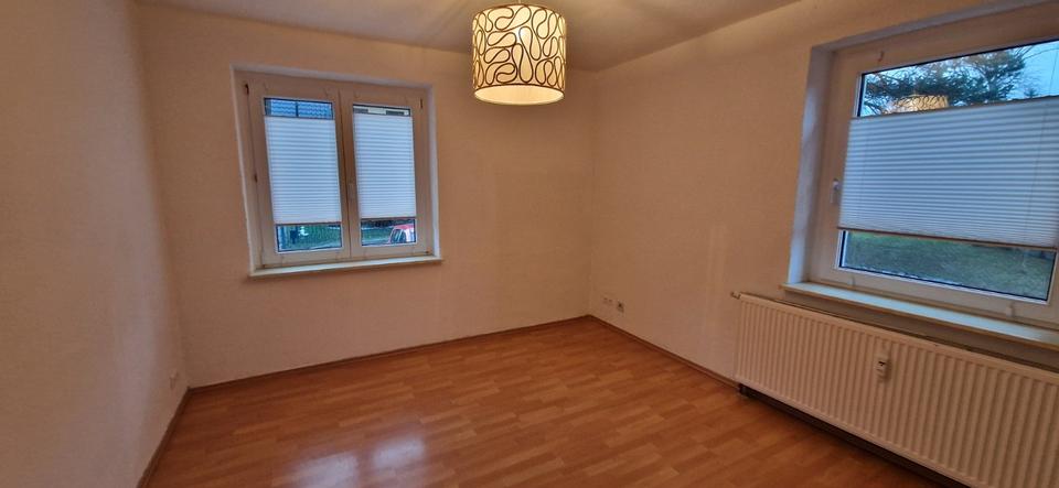 Etagenwohnung Chemnitz Grüna - 2 Zimmer, 48 m&sup2;, 280&euro; | Angebot:25233770