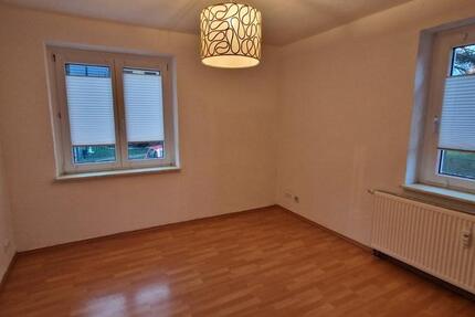Wohnung Chemnitz Grüna - 2 Zimmer, 48 m&sup2;, 235&euro; | Angebot:25233770