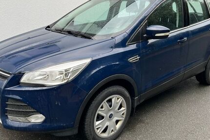 Ford Kuga 148.500 km 9.950 € Chemnitz 09116