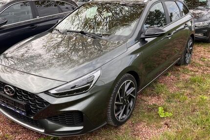 Hyundai i30 48.400 km 19.899 € Oberlungwitz 09353