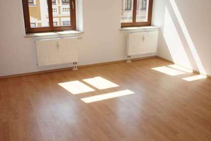 Wohnung zum Mieten in Chemnitz 270 € 47.4 m² 2 zimmer