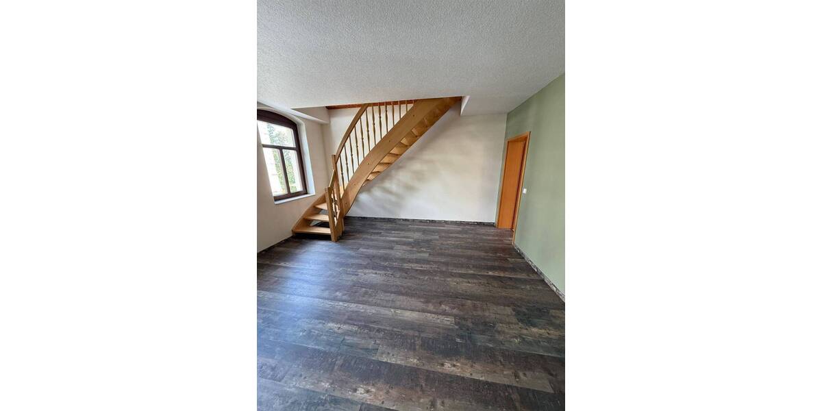 Einfamilienhaus Lichtenstein / Sa. Lichtenstein - 8 Zimmer, 230 m&sup2;, 198.000&euro; | Angebot:26555132