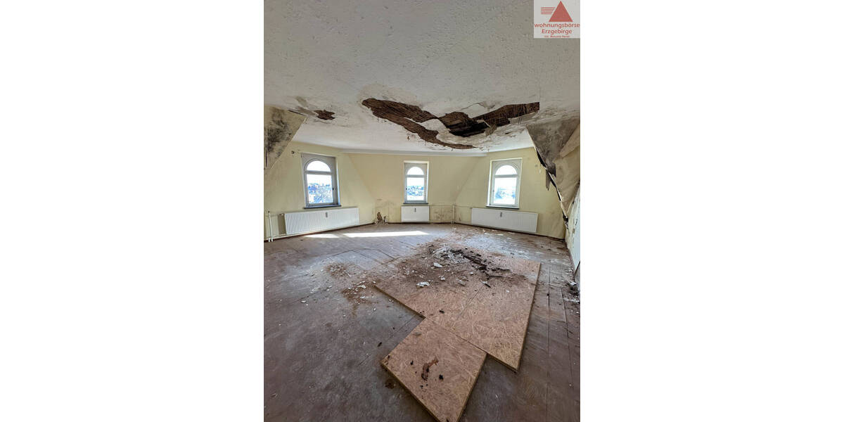 Mehrfamilienhaus, Wohnhaus Hohenstein-Ernstthal Ernstthal - 3 Zimmer, 805 m&sup2;, 155.000&euro; | Angebot:26260777