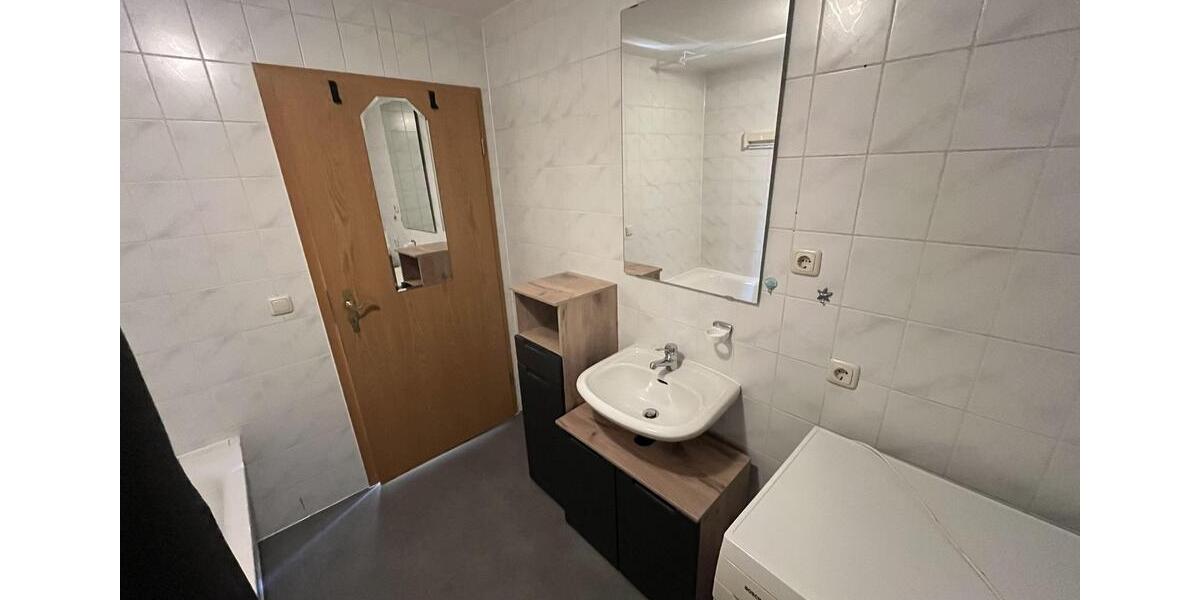 Dachgeschoßwohnung Chemnitz Kapellenberg - 2 Zimmer, 48 m&sup2;, 276&euro; | Angebot:26262072