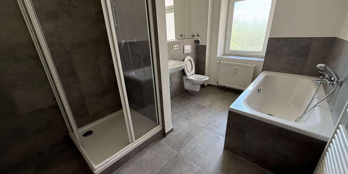 Etagenwohnung Chemnitz Lutherviertel - 5 Zimmer, 141 m&sup2;, 990&euro; | Angebot:26689466
