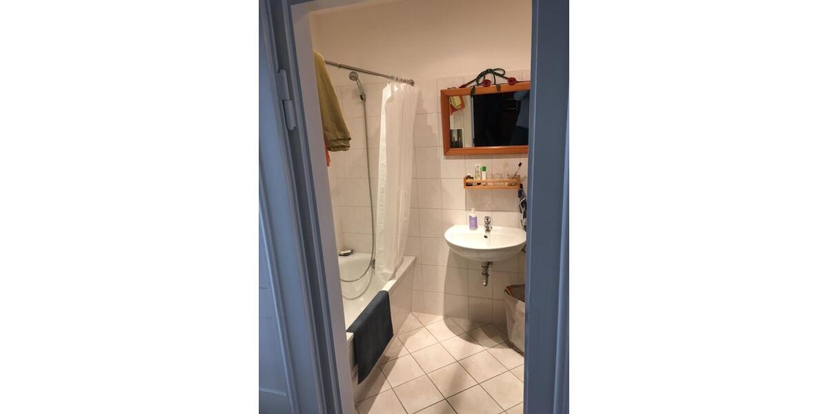 Etagenwohnung Chemnitz Kapellenberg - 1 Zimmer, 59 m&sup2;, 330&euro; | Angebot:25918846