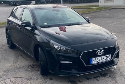 Hyundai i30 90.000 km 14.500 &euro; Wolkenstein 09429