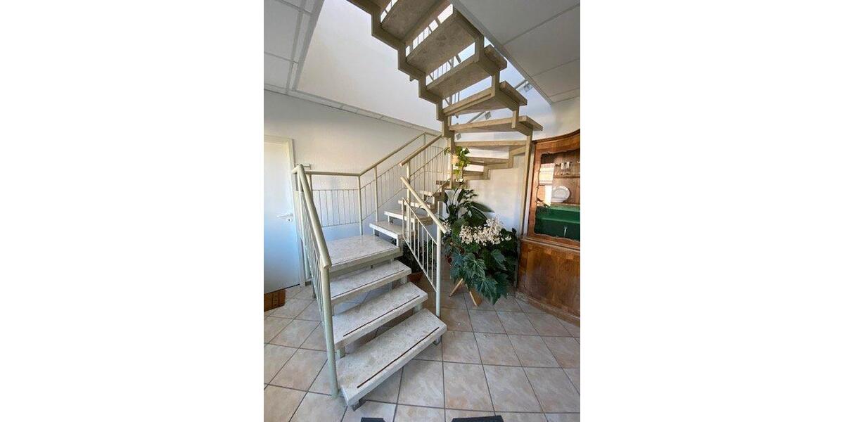 Mehrfamilienhaus, Wohnhaus Hohenstein-Ernstthal Ernstthal - 12 Zimmer, 298 m&sup2;, 270.000&euro; | Angebot:27209292