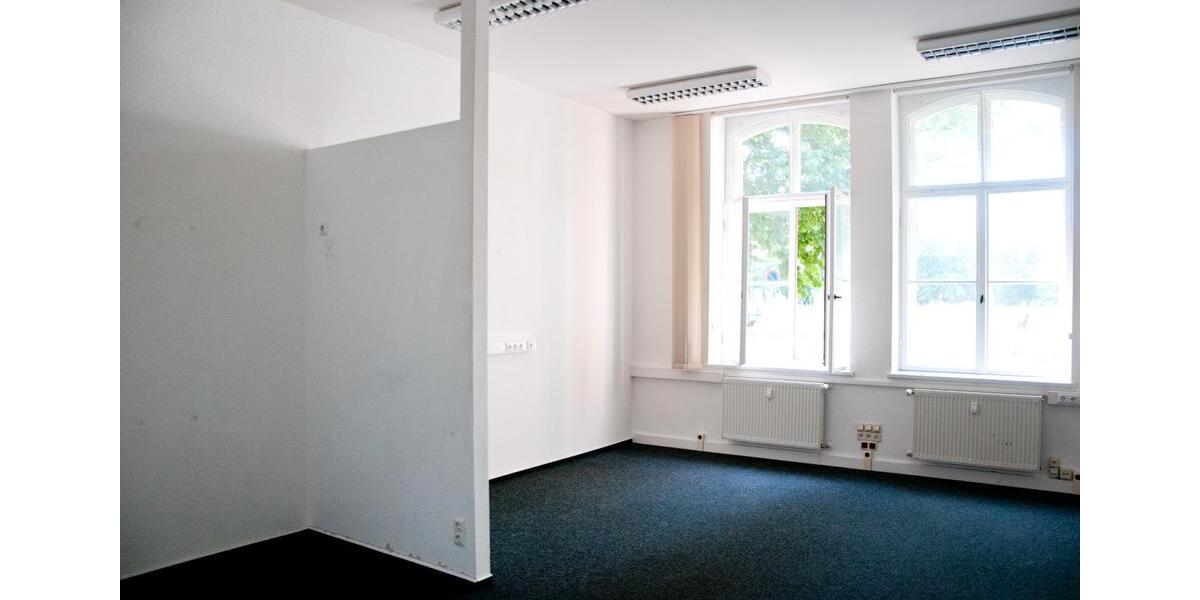 Gewerbeobjekt Chemnitz Helbersdorf - 6&euro; | Angebot:26198100