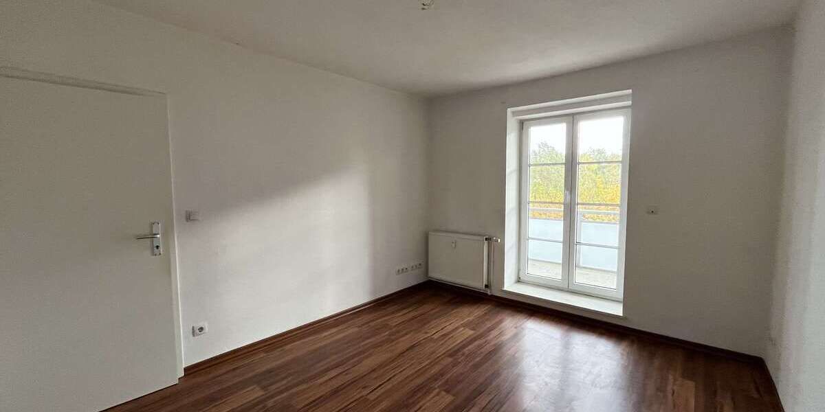 Wohnung zum Mieten in Chemnitz 282 € 47 m² 3 zimmer