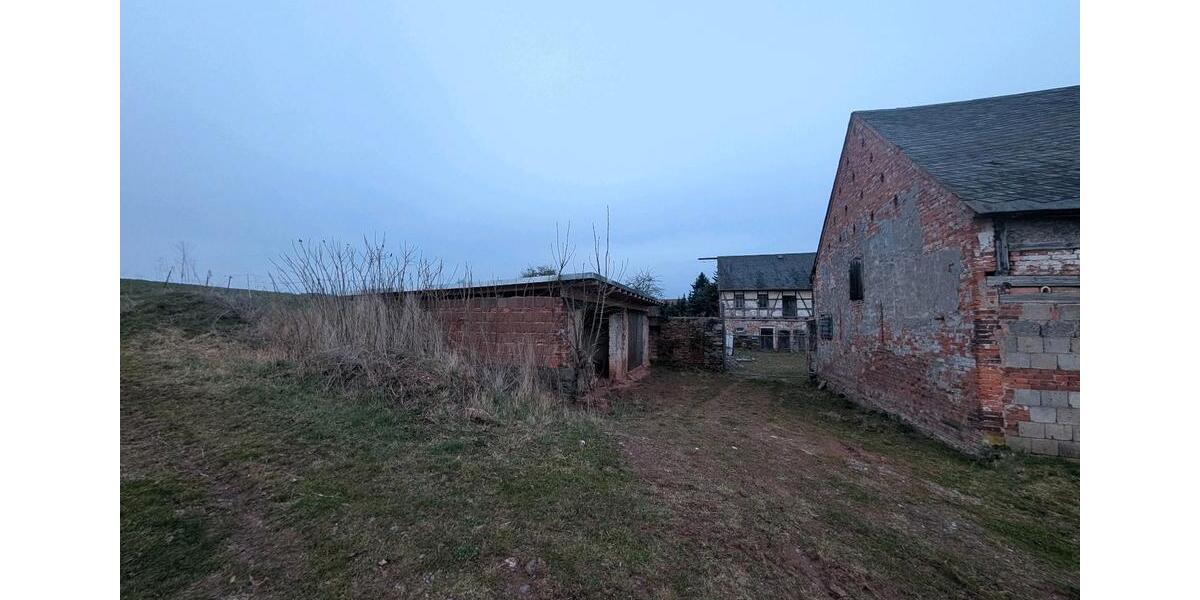 Bauernhaus, Landhaus Glauchau - 12 Zimmer, 800 m&sup2;, 80.000&euro; | Angebot:26699971