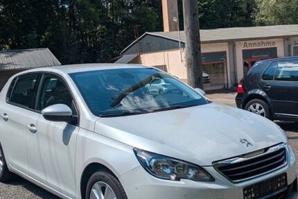 Peugeot 308 195.000 km 4.400 &euro; Frankenberg 09669